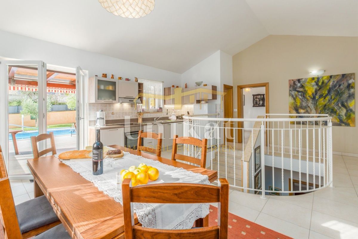 Hiša s čudovitim razgledom - Vižinada